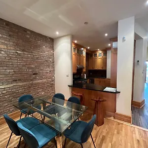 Apartment Spacious Downtown Apartment, 4br-2ba,free Wifi 